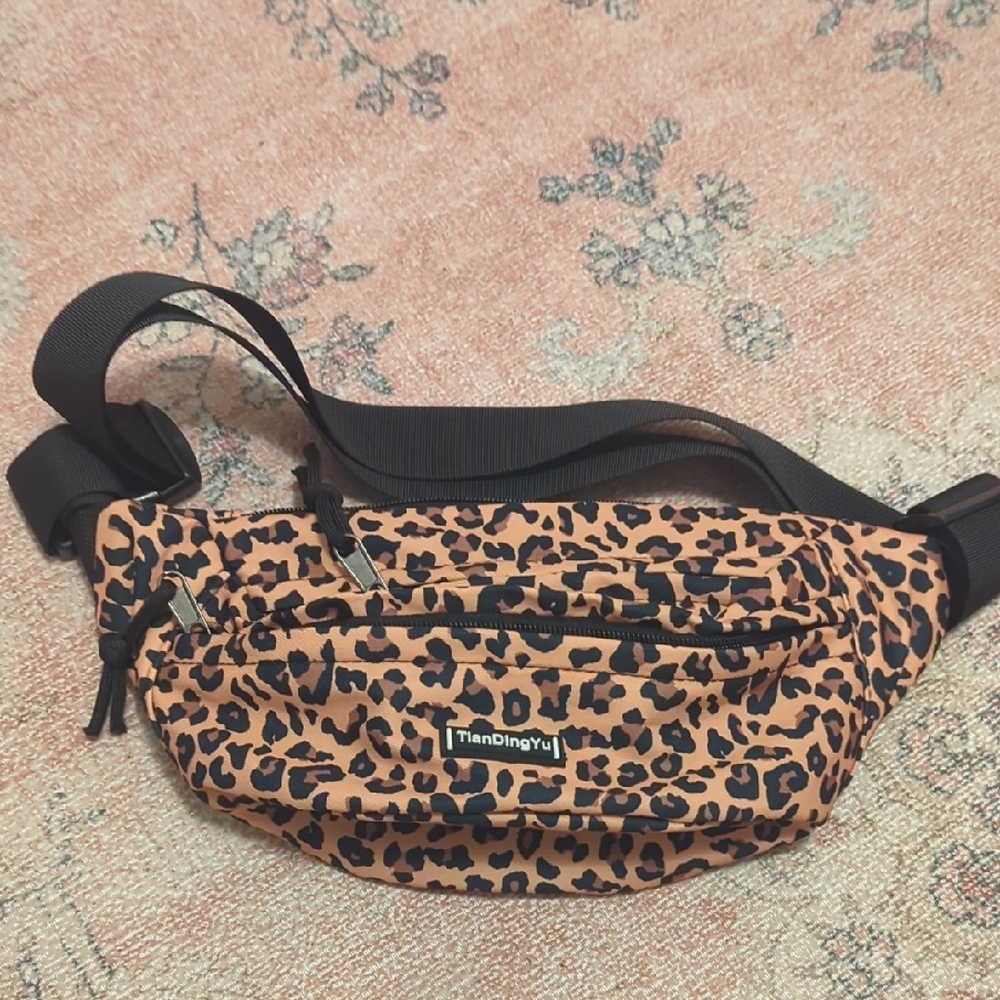 Leopard Print Women's Waist Bag - Brown